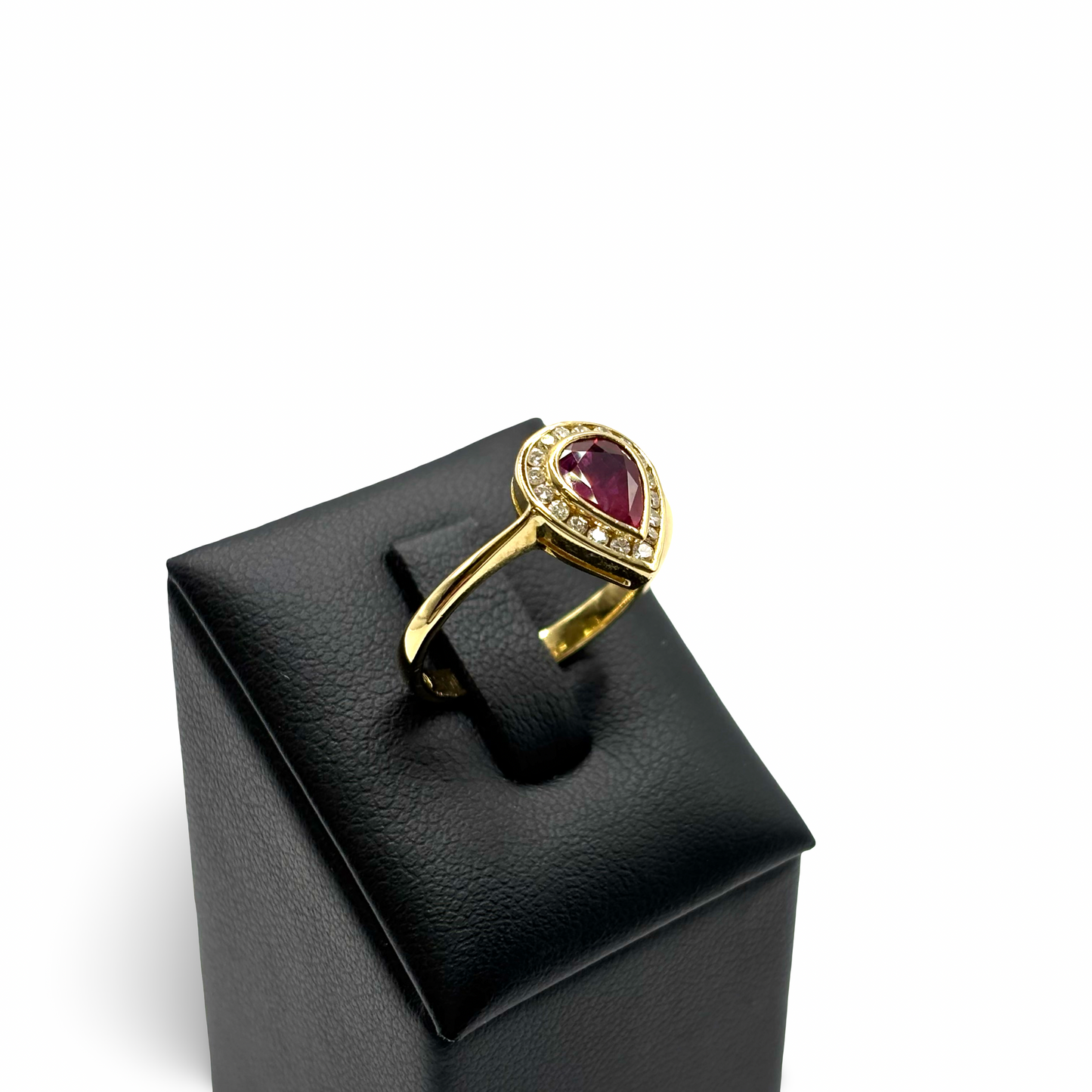 Ring Gelbgold 750/ 18kt Rubin Diamanten