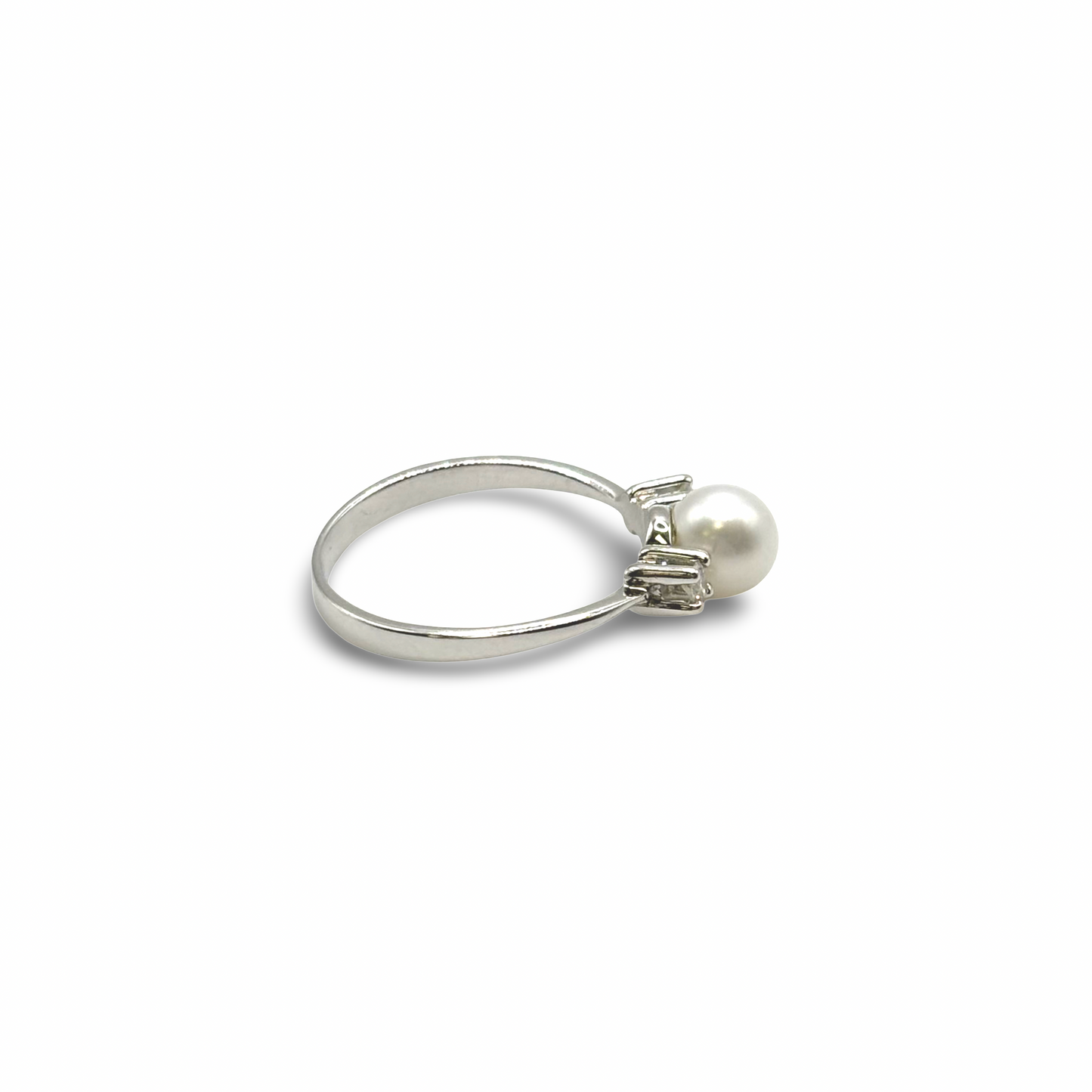 Ring Weißgold 585 / 14kt Süßwasser-Perle Diamanten