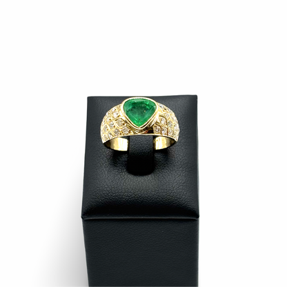 Ring Gelbgold 667/ 16kt Smaragd Diamanten