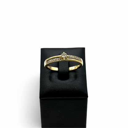 Ring Solitär Gelbgold 375 / 9kt Diamanten