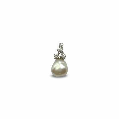 Anhänger Perle Weißgold 708 / 17kt Diamanten